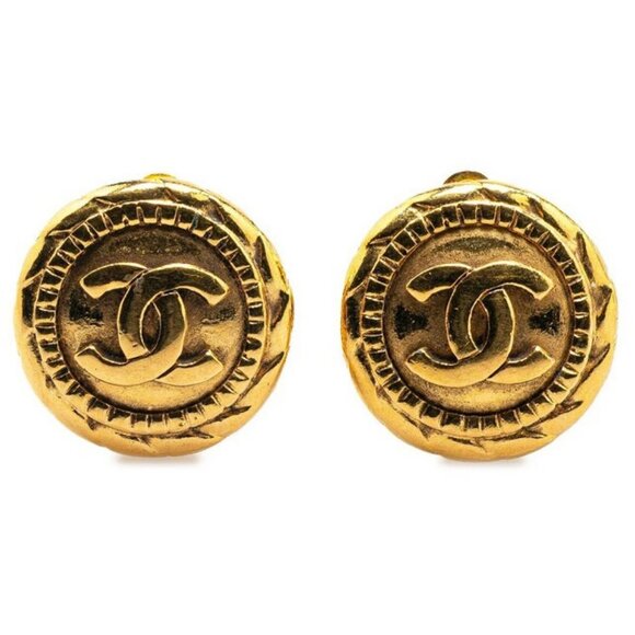 CHANEL CC Logos Round Clip-On Earrings Gold Tone Auth #94921 - Picture 1 of 4
